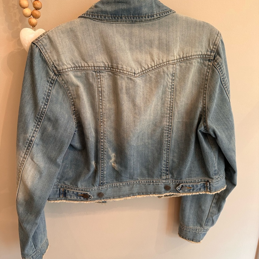 Cropped Jean Jacket - Picture 6 of 10